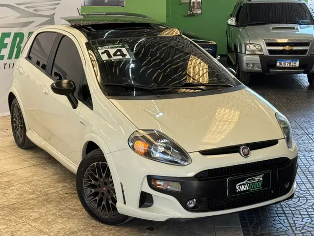 Carro Fiat Punto 2014 BlackMotion 1.8 16V (Flex)