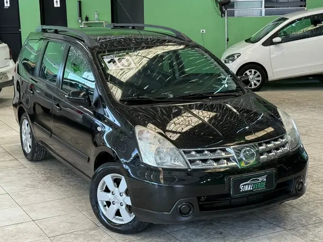 Carro Nissan Grand Livina 2010 1.8 16V (flex)