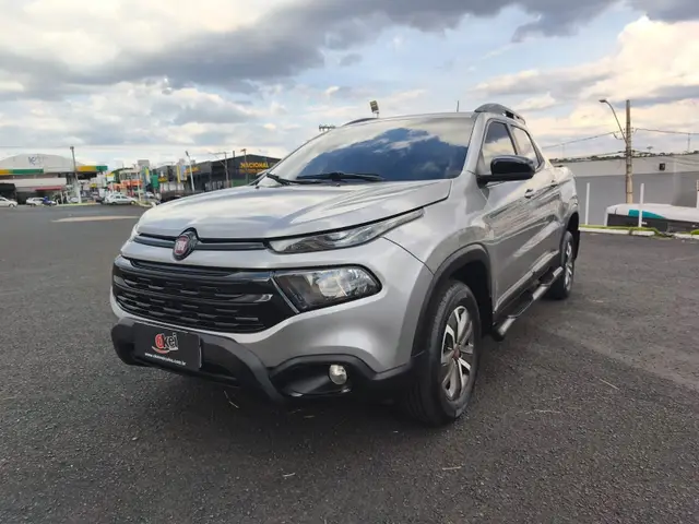 Carro Fiat Toro 2021 Freedom 1.8 AT6 4x2 (Flex)