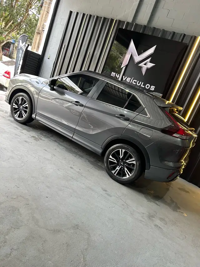 Carro Mitsubishi Eclipse Cross 2023 1.5 Turbo HPE-S S-AWC (Aut)