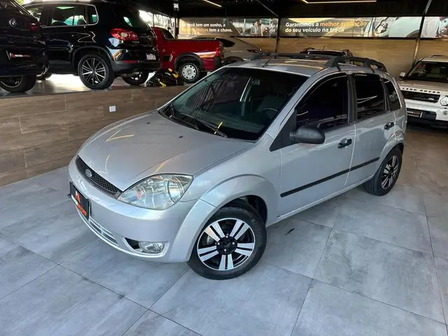 Carro Ford Fiesta Hatch 2006 1.0