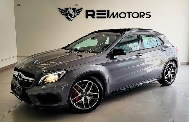 Carro Mercedes-Benz GLA 45 AMG  2015 GLA 45 AMG 4Matic DCT