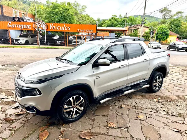 Carro Fiat Toro 2019 2.0 TDI Freedom Auto 4WD (Diesel)