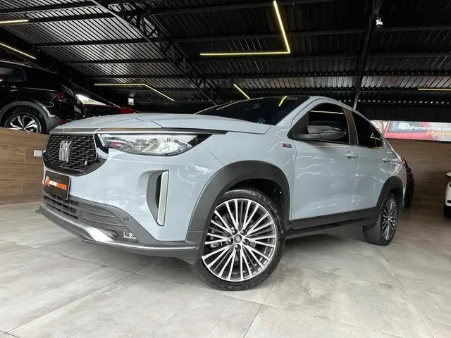 Carro Fiat Fastback 2024 Abarth