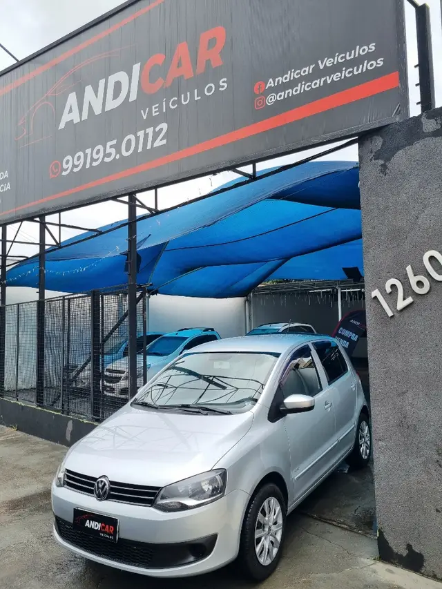 Carro Volkswagen Fox 2010 1.0 8V (Flex) 2p