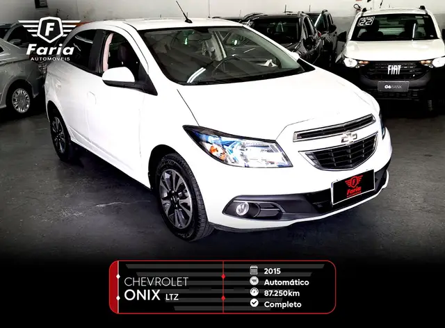 Carro Chevrolet Onix 2015 1.4 LTZ SPE/4 (Aut)