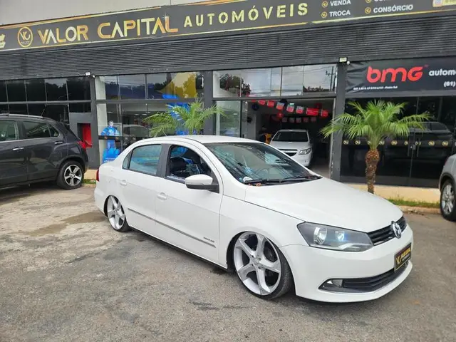 Carro Volkswagen Voyage 2014 1.6 VHT Highline (Flex)