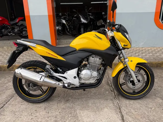 Moto Honda CB 300R 2012 Edição Especial