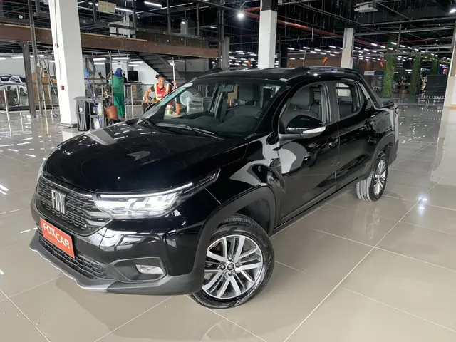 Carro Fiat Strada 2025 Volcano 1.3 Flex 8V CD Aut.