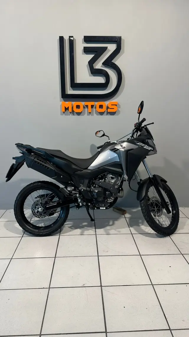 Moto Honda XRE Sahara 300 2024 ABS