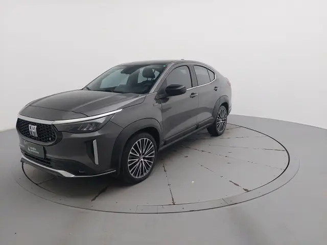 Carro Fiat Fastback 2024 Limited Edition Powered by Abarth