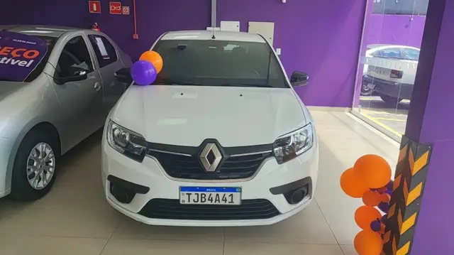 Carro Renault Logan 2025 Zen 1.0