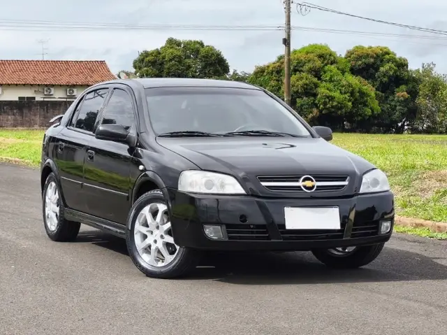 Carro Chevrolet Astra Hatch 2011 Advantage 2.0 (Flex)