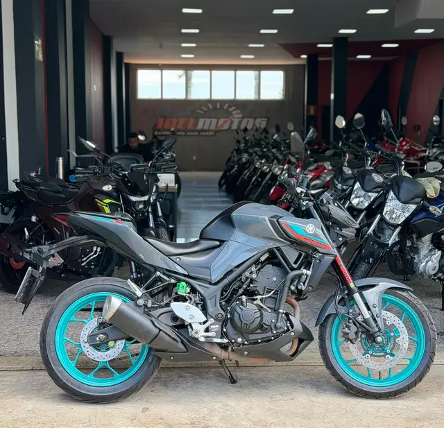 Moto Yamaha MT-03 2024 ABS
