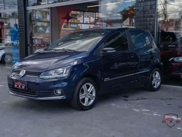 Carro Volkswagen Fox 2015 Trendline 1.6 MSI (Flex)