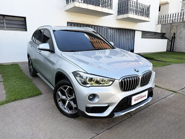 Carro BMW X1 2019 2.0 sDrive20i X-Line ActiveFlex