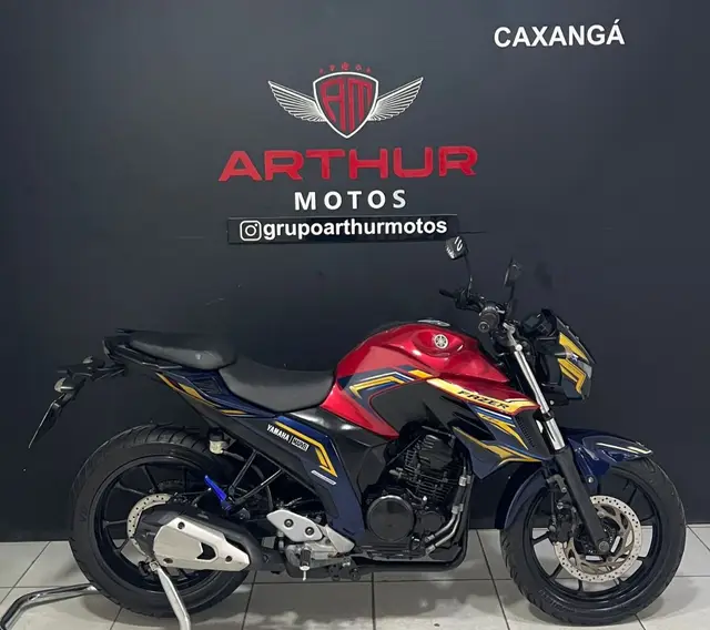 Moto Yamaha YS 250 Fazer 2023 ABS