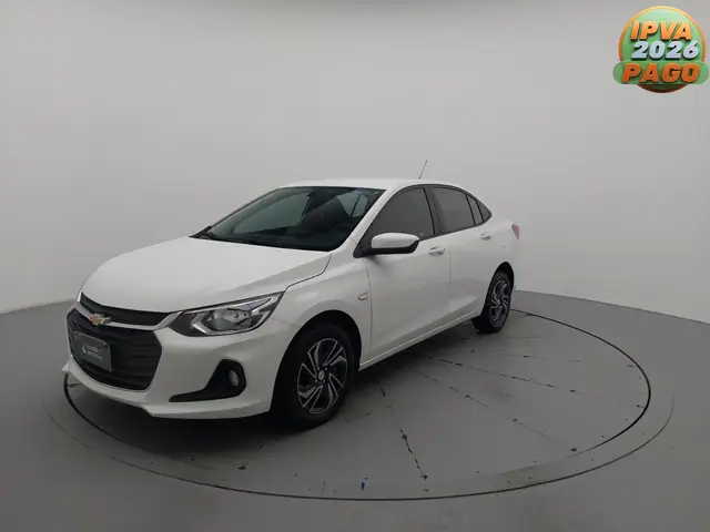 Carro Chevrolet Onix Plus 2024 LT 1.0