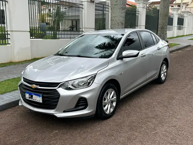 Carro Chevrolet Onix Plus 2023 LT 1.0 Turbo (Aut.)