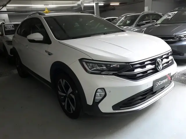Carro Volkswagen Nivus 2024 Highline 200 TSI