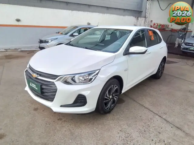 Carro Chevrolet Onix Plus 2024 LT 1.0