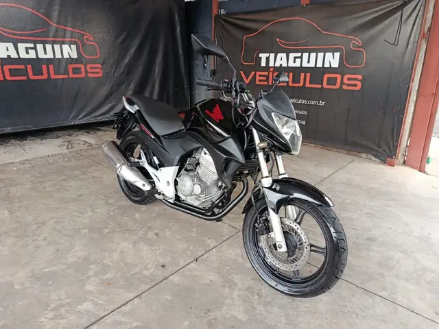 Moto Honda CB 300R 2011 (ABS)