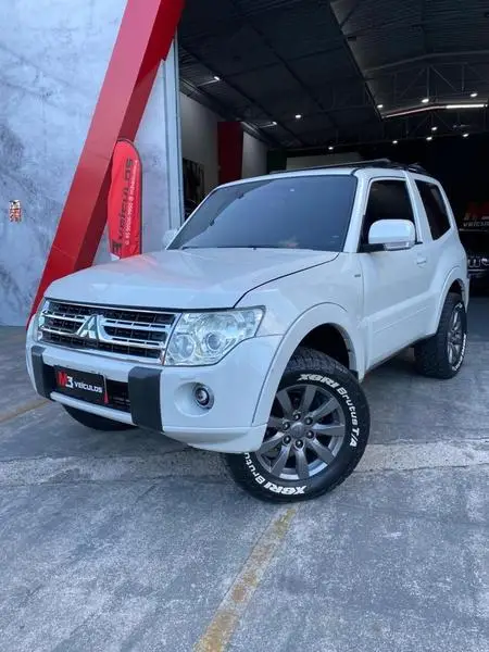 Carro Mitsubishi Pajero Full 2011 3.2 DI-D 5D HPE 4WD