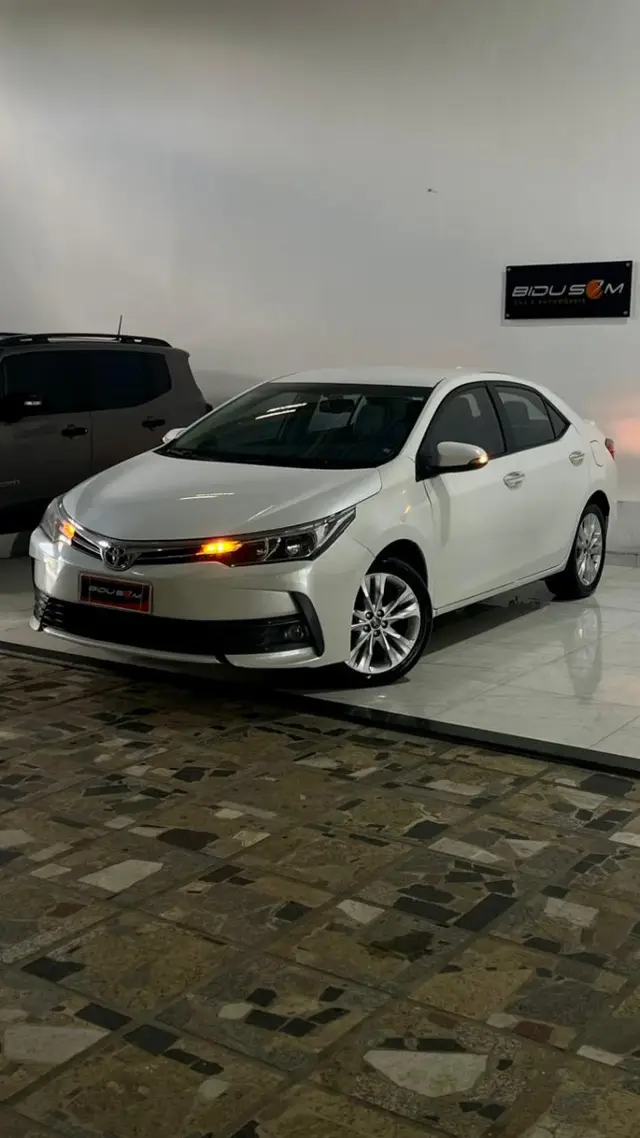 Carro Toyota Corolla 2018 2.0 XEi Multi-Drive S (Flex)