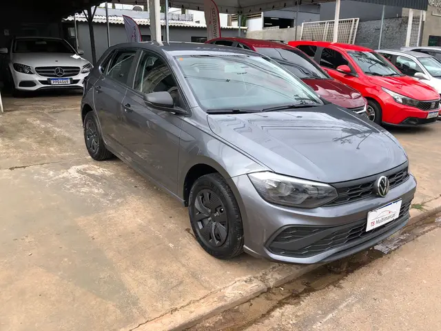 Carro Volkswagen Polo 2025 Track 1.0 Flex 12V 5p