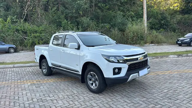 Carro Chevrolet S10 Cabine Simples 2021 S10 2.8 CTDi Chassi Cabine LS 4WD