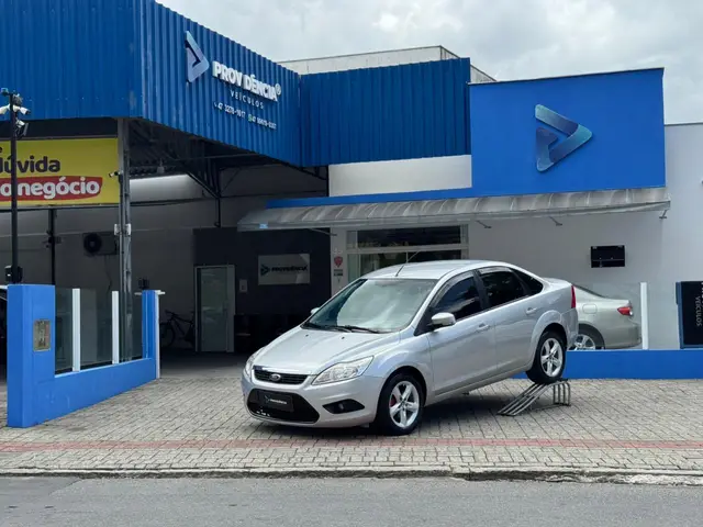 Carro Ford Focus Sedan 2012 GLX 2.0 16V (Flex)