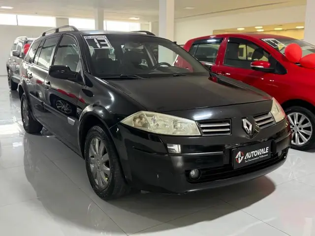 Carro Renault Megane Grand Tour 2013 Mégane Grand Tour Dynamique 1.6 16V (flex)