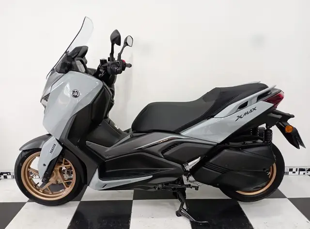 Moto Yamaha XMax 2026 300 Connected