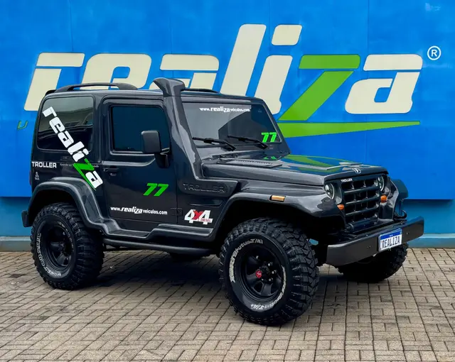 Carro Troller T4 2004 4x4 2.8 Turbo (teto rígido)