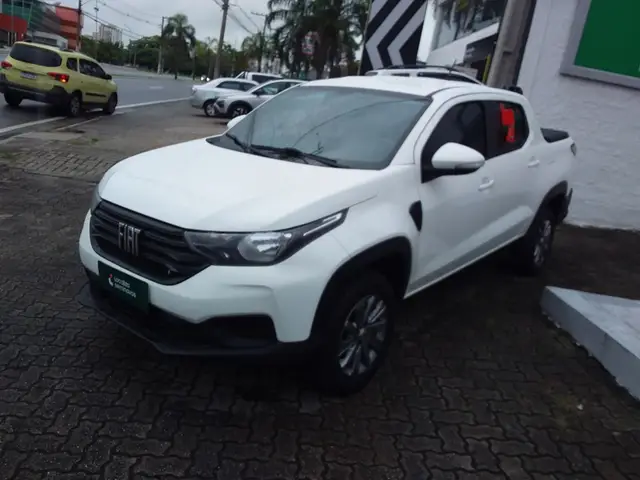 Carro Fiat Strada 2023 Freedom 1.3 CD (Flex)