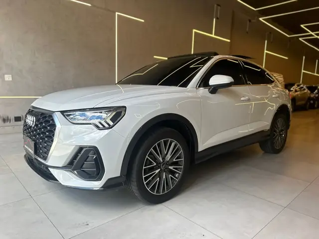 Carro Audi Q3 2024 2.0 TFSI Anniversary Edition Quattro