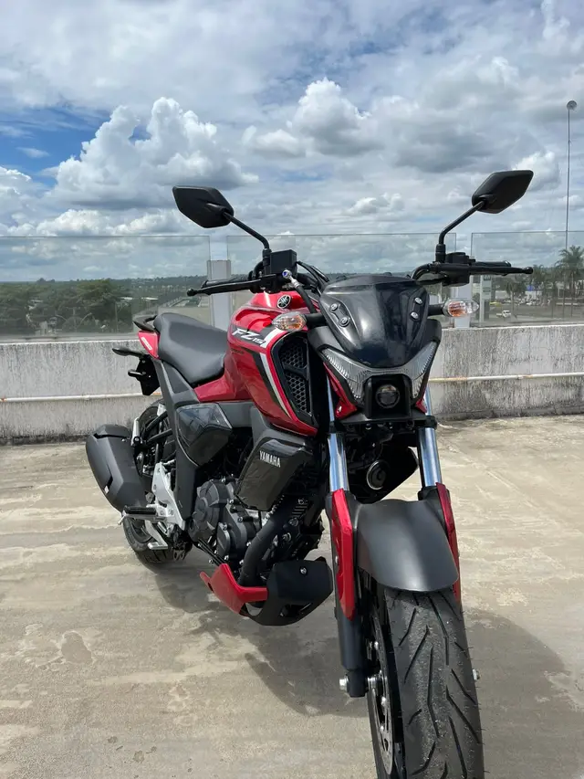 Moto Yamaha Fazer FZ15 2026 Connected