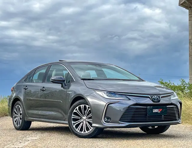 Carro Toyota Corolla 2023 Altis Hybrid Premium 1.8 Flex