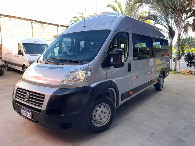 Carro Fiat Ducato 2020 2.3 TDI Minibus 16L