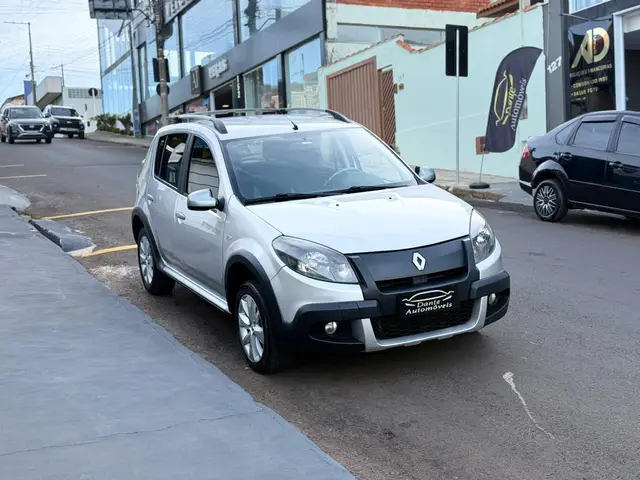 Carro Renault Sandero Stepway 2012 1.6 16V (Flex)