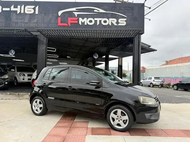 Carro Volkswagen Fox 2011 1.6 8V (Flex)