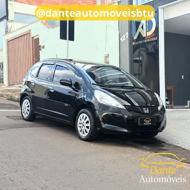 Carro Honda Fit 2013 DX 1.4 (Flex)