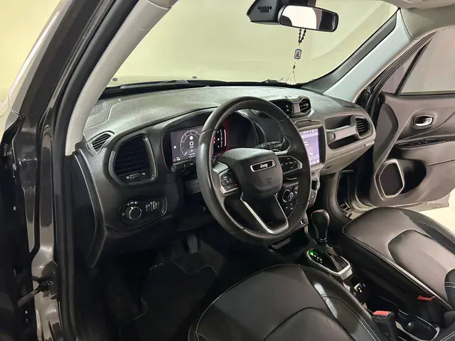 Carro Jeep Renegade 2023 Sport T270 1.3 Turbo 4x2