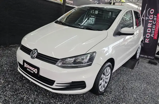 Carro Volkswagen Fox 2015 Trendline 1.6 MSI (Flex)