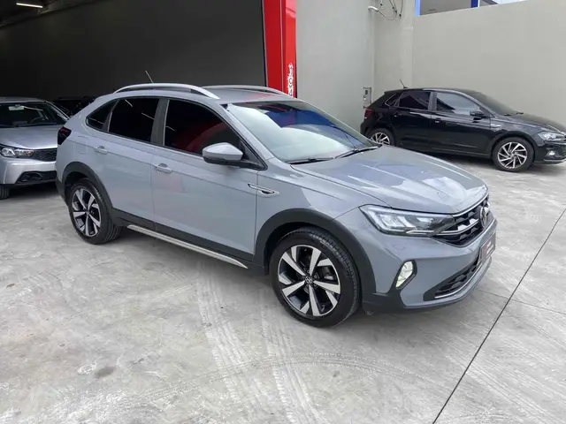 Carro Volkswagen Nivus 2024 Highline 200 TSI