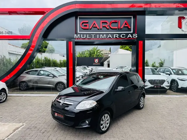Carro Fiat Palio Weekend 2013 Attractive 1.4 8V (Flex)