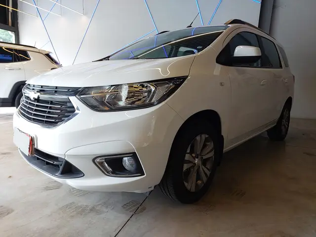 Carro Chevrolet Spin 2023 Premier 1.8 (Aut.)