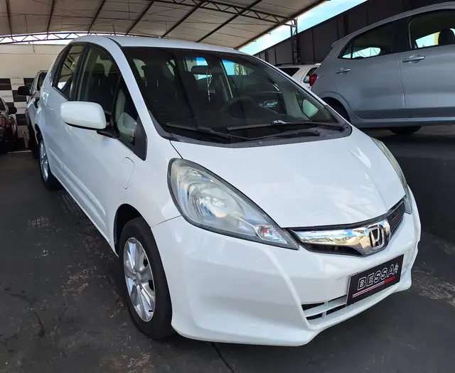 Carro Honda Fit 2014 LX 1.4 (flex)