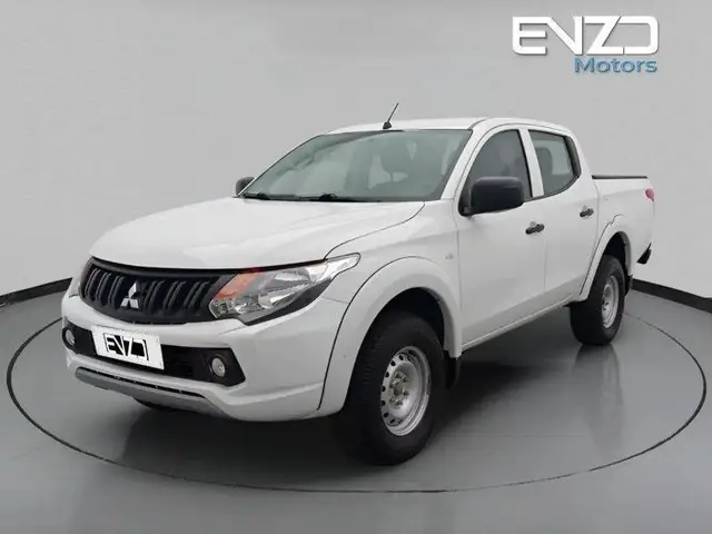 Carro Mitsubishi L200 2023 Triton GL 2.4 Turbo