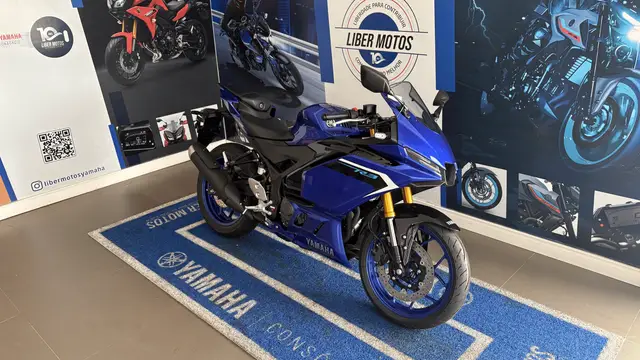 Moto Yamaha YZF R3 2026 Connected